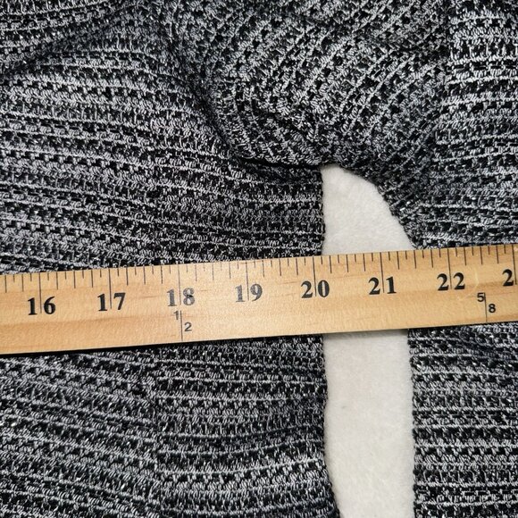 EXPRESS BLACK WHITE TEXTURED METALLIC DOUBLE BREASTED BUTTON BLAZER SIZE LARGE - Picture 3 of 8